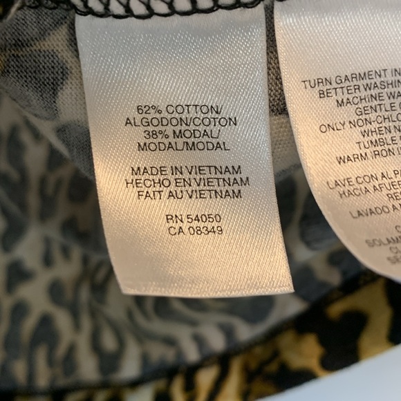 Jones New York Sport Leopard Print Cotton Blend Blouse Size S - Picture 3 of 11